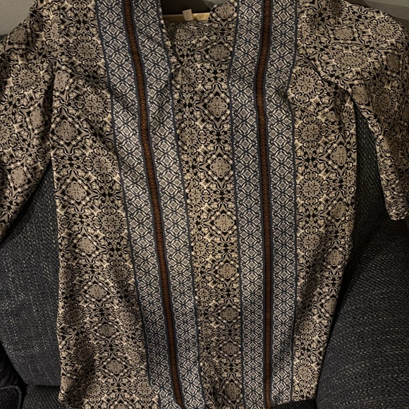 Point Multi Colored ladies dress or shirt ? Depends on you.. cute w/Boots /Med - Picture 9 of 9